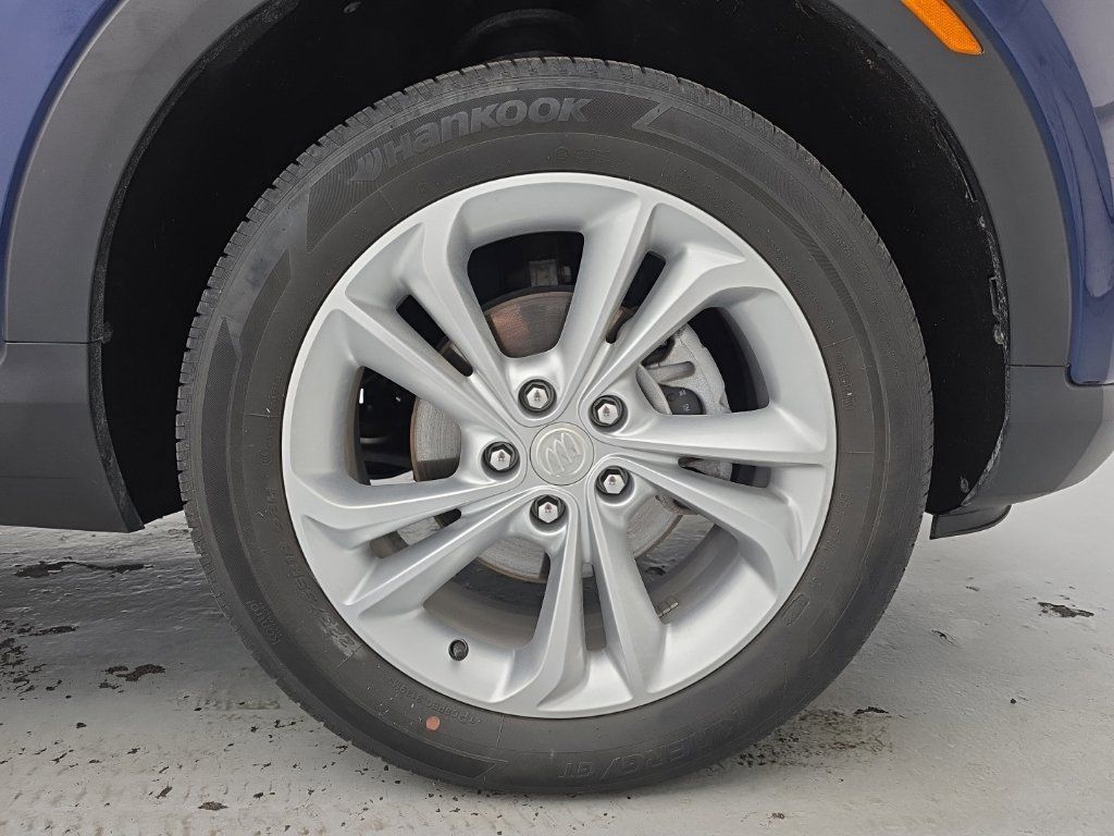 Used 2023 Buick Encore GX Preferred w/ Cold Weather Comfort Package AWD/4WD image 18