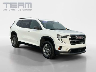 Used 2025 GMC Acadia Elevation