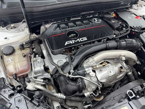 Used 2021 Mercedes-Benz GLB 35 AMG 4MATIC image 57