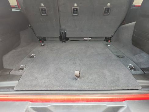 Used 2025 Jeep Wrangler Unlimited Rubicon AWD/4WD image 31