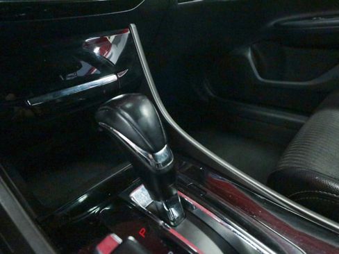 Used 2016 Honda Accord Sport image 18