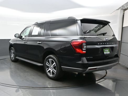 Used 2022 Ford Expedition Max Limited image 4