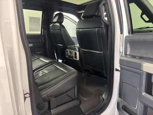 Used 2022 Ford F350 Lariat w/ Lariat Ultimate Package image 29
