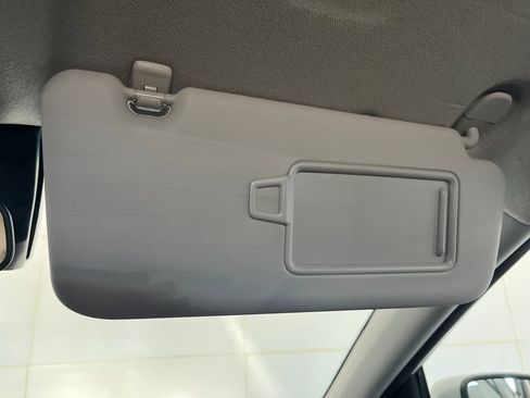 Used 2021 Hyundai Kona SE FWD image 76
