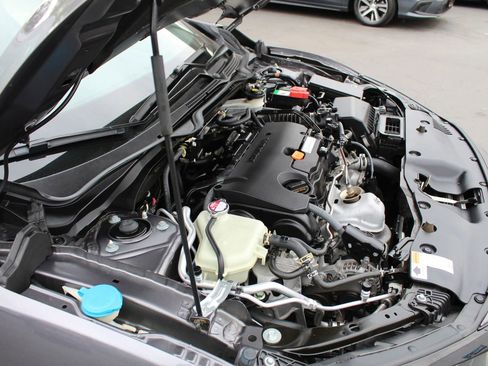 Used 2021 Honda Civic Sport image 29