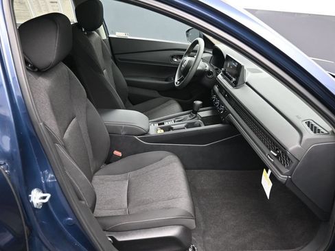 Used 2023 Honda Accord EX image 24