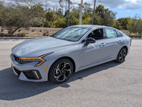 New 2026 Kia K5 GT-Line image 9
