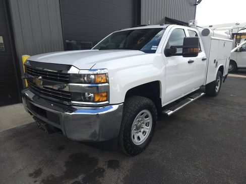 Used 2015 Chevrolet Silverado 3500 W/T w/ WT Fleet Convenience Package image 2