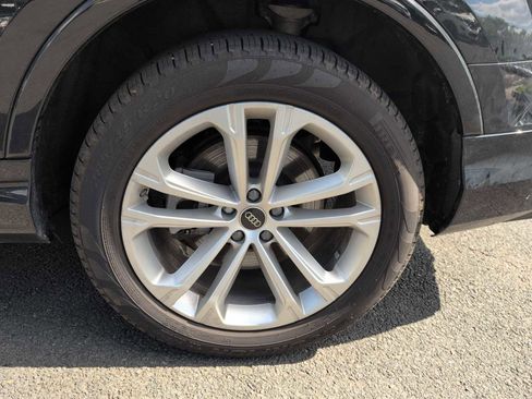 Used 2025 Audi Q7 3.0T Premium Plus AWD/4WD image 14