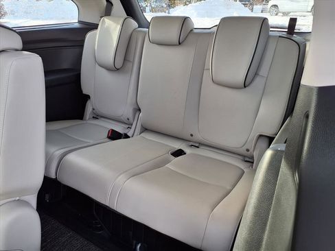 Certified 2025 Honda Odyssey Touring image 8