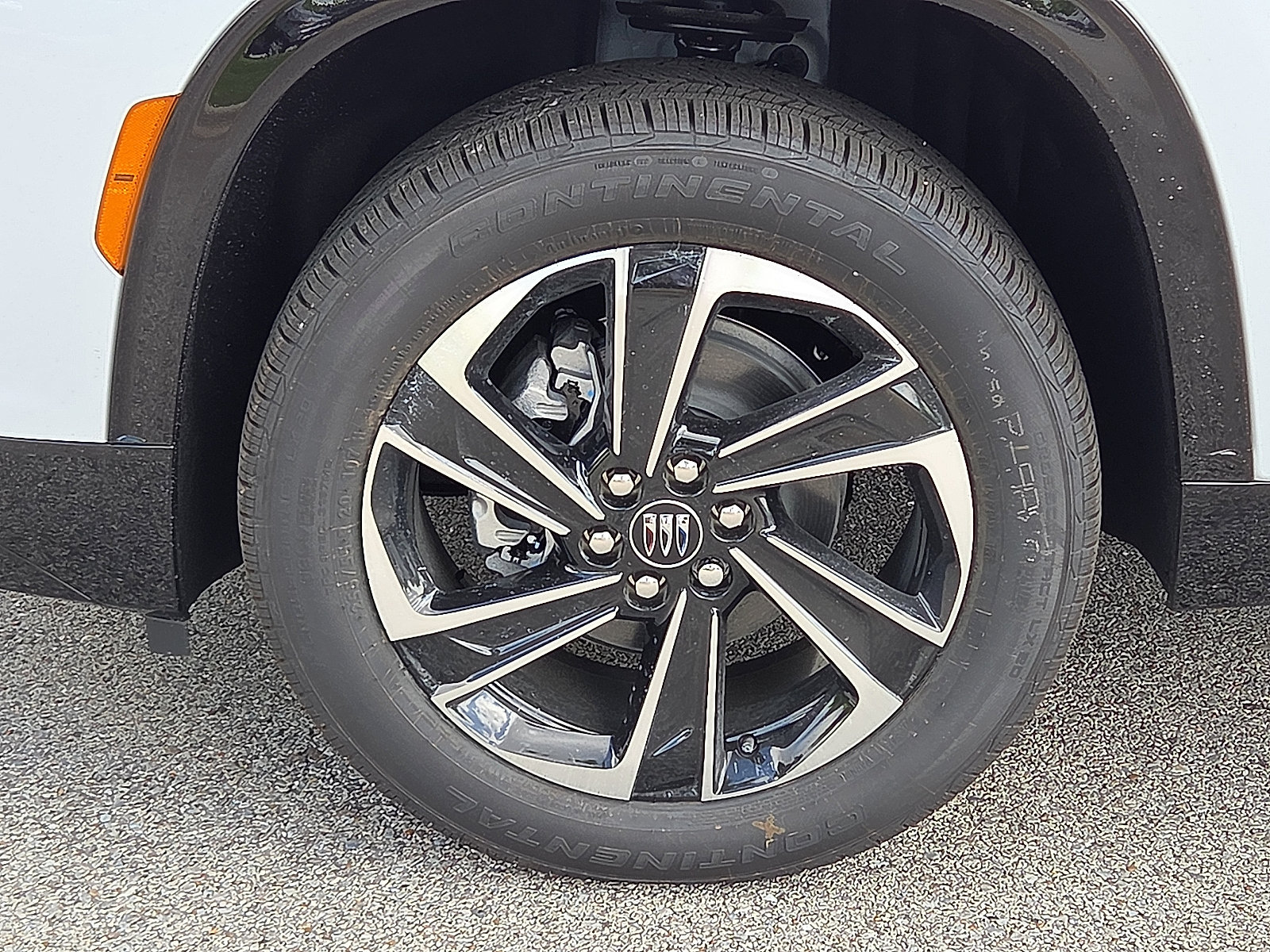 New 2026 Buick Enclave Sport Touring w/ Power Package FWD image 7