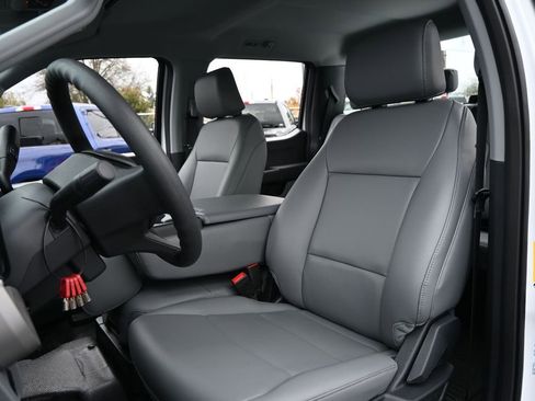 New 2026 Ford F350 XL w/ XL Chrome Package image 29