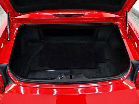 Used 2004 Ford Thunderbird RWD image 10