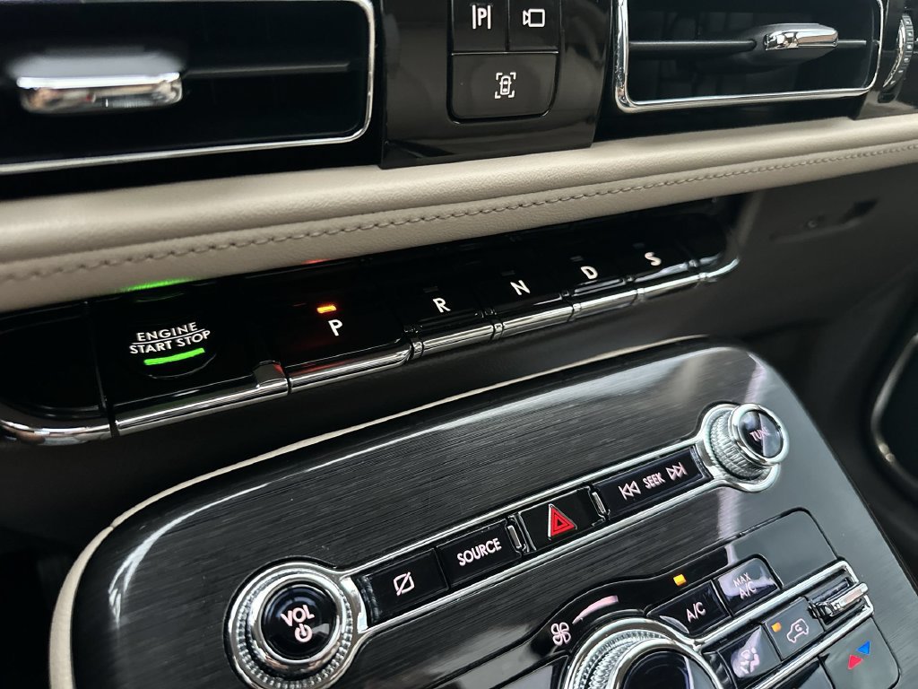 Certified 2021 Lincoln Nautilus Reserve AWD/4WD image 22