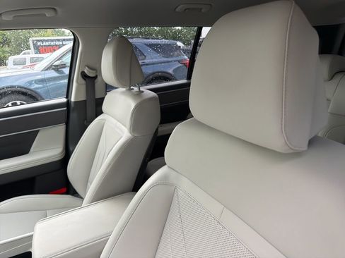 Used 2026 Hyundai Santa Fe SEL FWD image 10