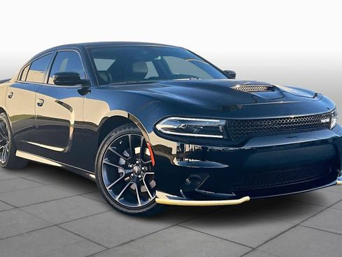 Used 2022 Dodge Charger R/T w/ Daytona Edition Group image 2