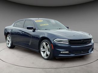Used 2017 Dodge Charger SXT w/ Premium Group video 1