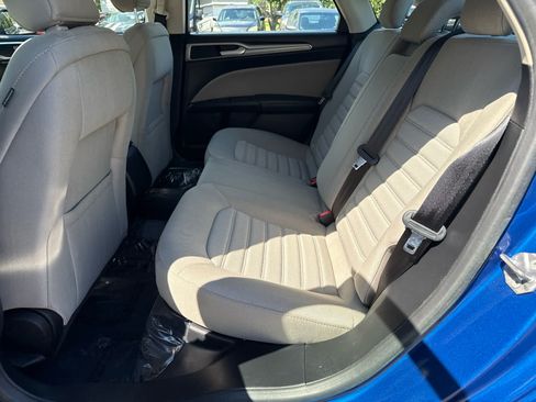 Used 2018 Ford Fusion S FWD image 13
