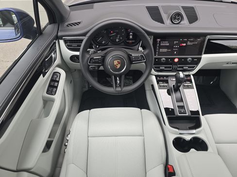 New 2026 Porsche Macan image 17