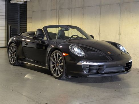 Used 2014 Porsche 911 Carrera 4S AWD/4WD image 10