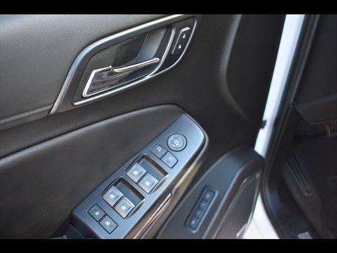 Used 2019 Chevrolet Tahoe LT RWD image 18