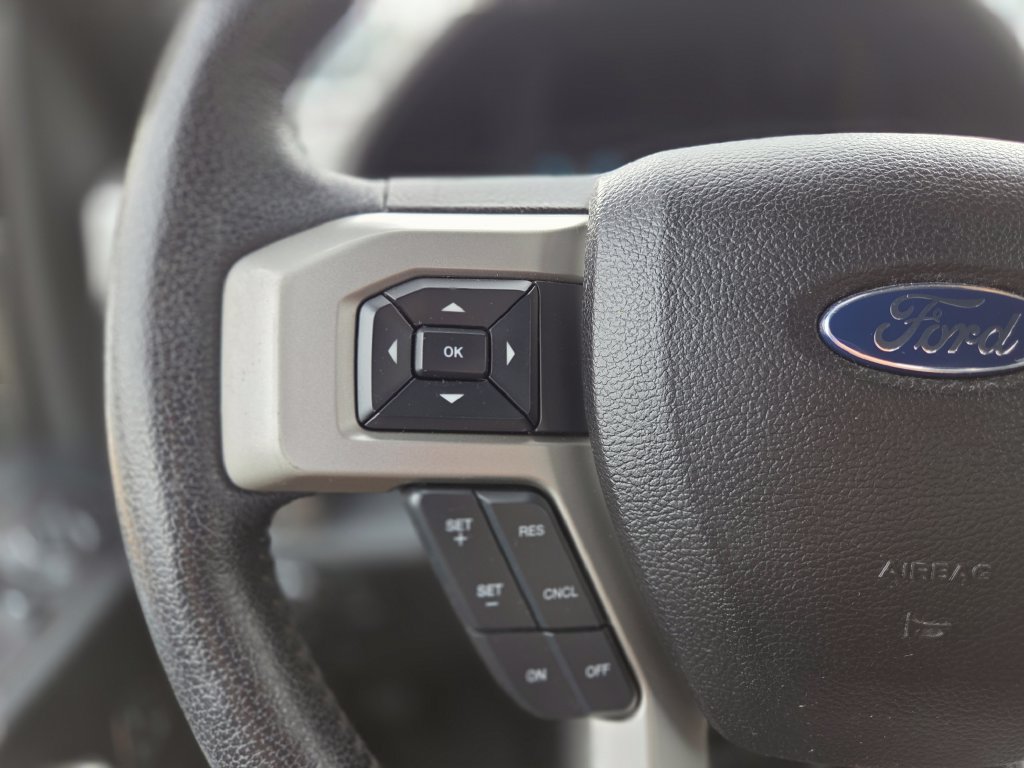 Used 2015 Ford F150 Lariat AWD/4WD image 16