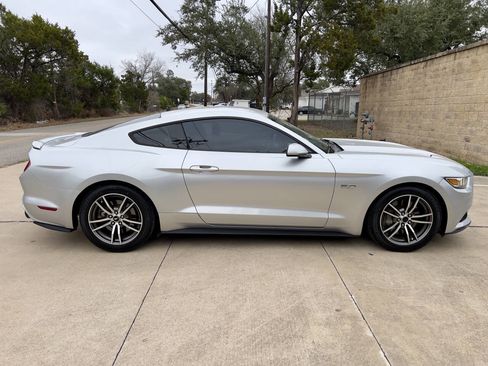Used 2016 Ford Mustang GT image 14