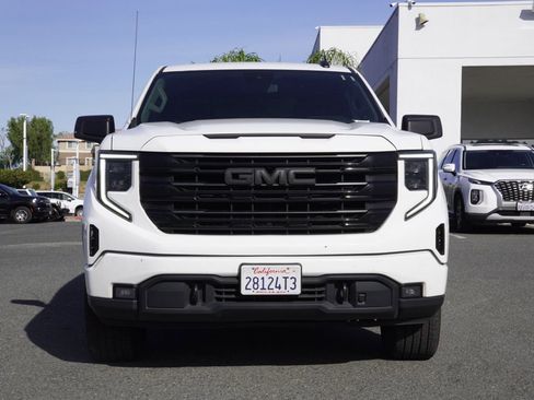 Used 2023 GMC Sierra 1500 Elevation image 9