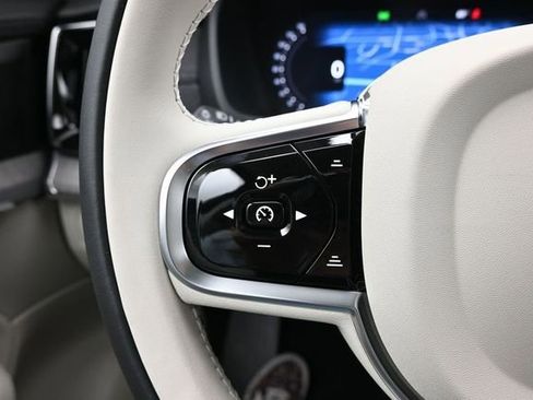 New 2026 Volvo XC90 B6 Ultra w/ Protection Package Premier AWD/4WD image 27