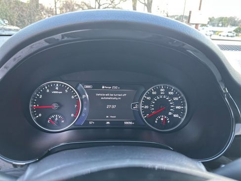 Used 2021 Kia Seltos SX w/ SX Sunroof Package image 28