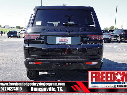 New 2025 Jeep Wagoneer Series II image 4