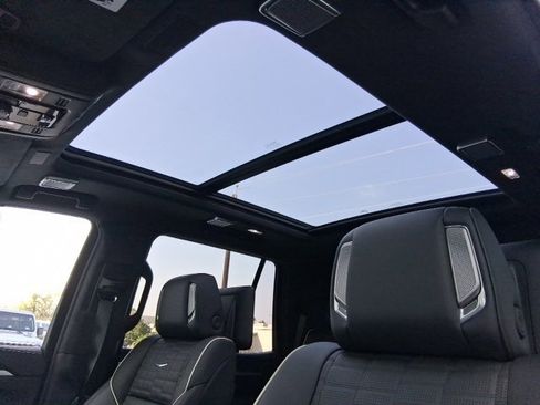 New 2026 Cadillac Escalade Platinum Sport w/ LPO, Floor Liner Package image 23