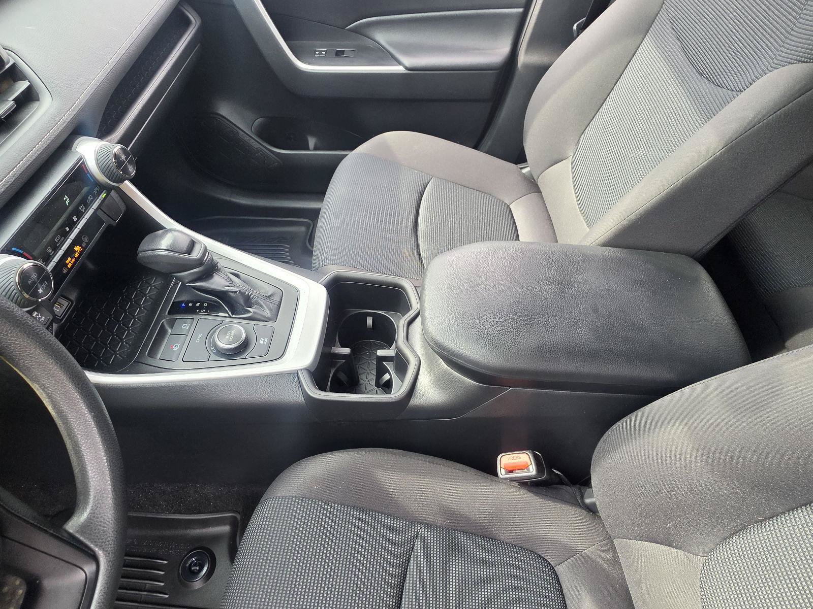 Certified 2023 Toyota RAV4 LE AWD/4WD image 12