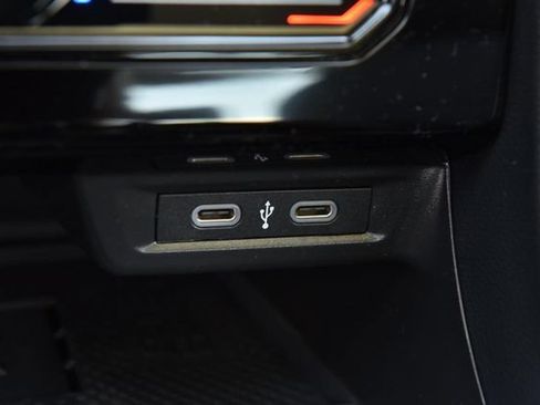 New 2026 Volkswagen Jetta SE FWD image 16
