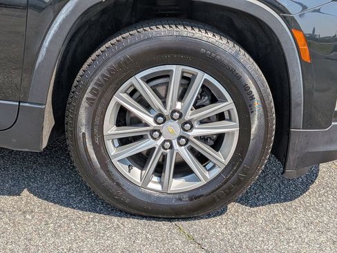 Used 2023 Chevrolet Traverse LT AWD/4WD image 11