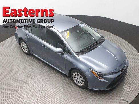 Used 2024 Toyota Corolla LE image 3