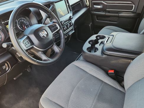 Used 2024 RAM 3500 Big Horn AWD/4WD image 9