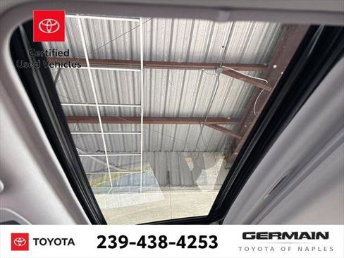 Certified 2025 Toyota Sienna XLE image 10