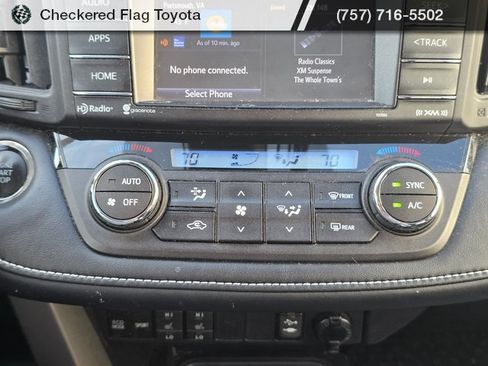 Used 2018 Toyota RAV4 XLE image 18