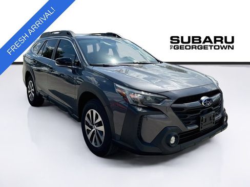 Used 2025 Subaru Outback Premium AWD/4WD image 1