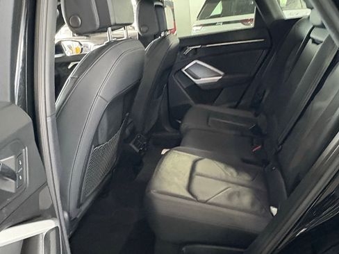 Used 2023 Audi Q3 2.0T Premium image 10