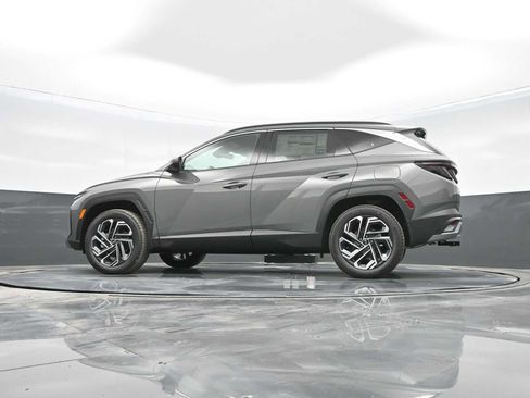 Used 2025 Hyundai Tucson Limited image 27