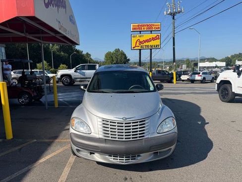 Used 2001 Chrysler PT Cruiser FWD image 2
