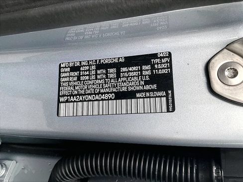 Certified 2022 Porsche Cayenne AWD/4WD image 35