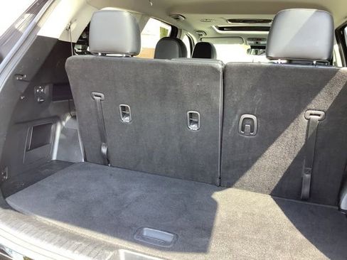 Used 2025 Kia Telluride S image 9