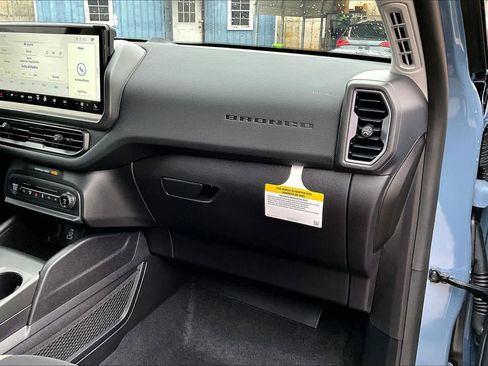 Used 2025 Ford Bronco Sport Big Bend w/ Convenience Package image 18