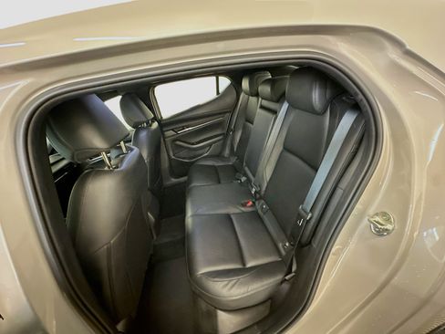 Used 2024 MAZDA MAZDA3 s FWD image 29