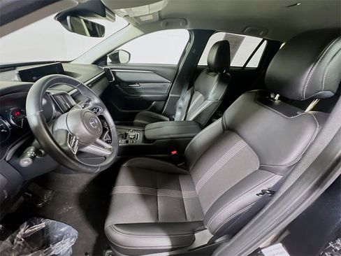 Used 2025 MAZDA CX-50 AWD 2.5 S w/ Preferred Package image 18