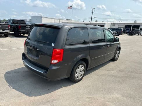 Used 2012 Dodge Grand Caravan SE FWD image 17