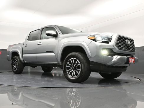 Certified 2023 Toyota Tacoma TRD Sport image 30